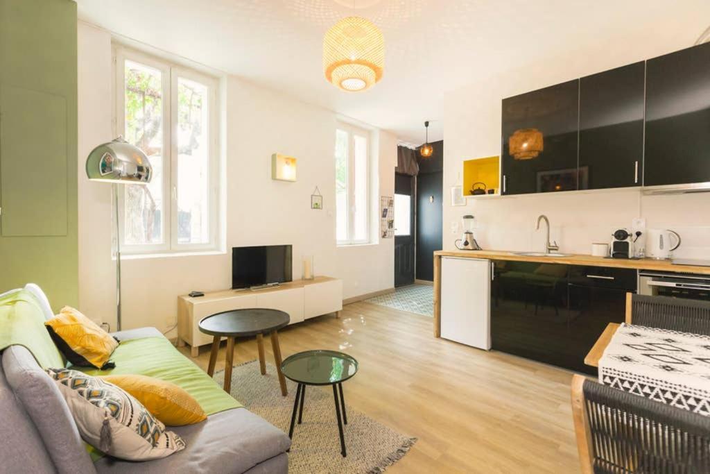 Mini Maison Ancienne Renovee +parking Apartment Avignon