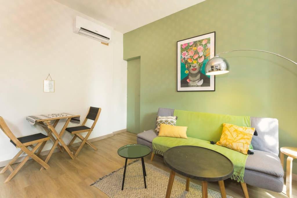 Apartment Mini Maison Ancienne Renovee +parking *